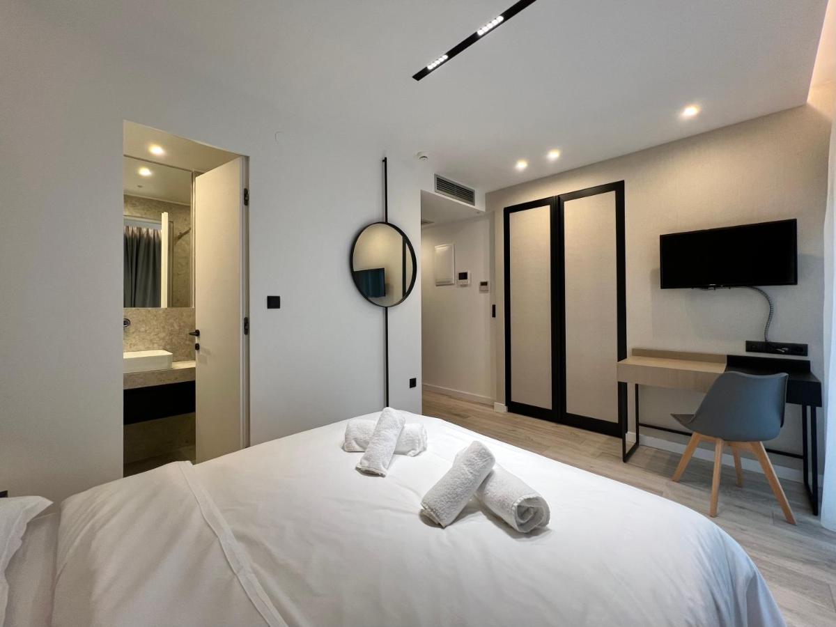 Icon Urban Living Aparthotel Солун Екстериор снимка