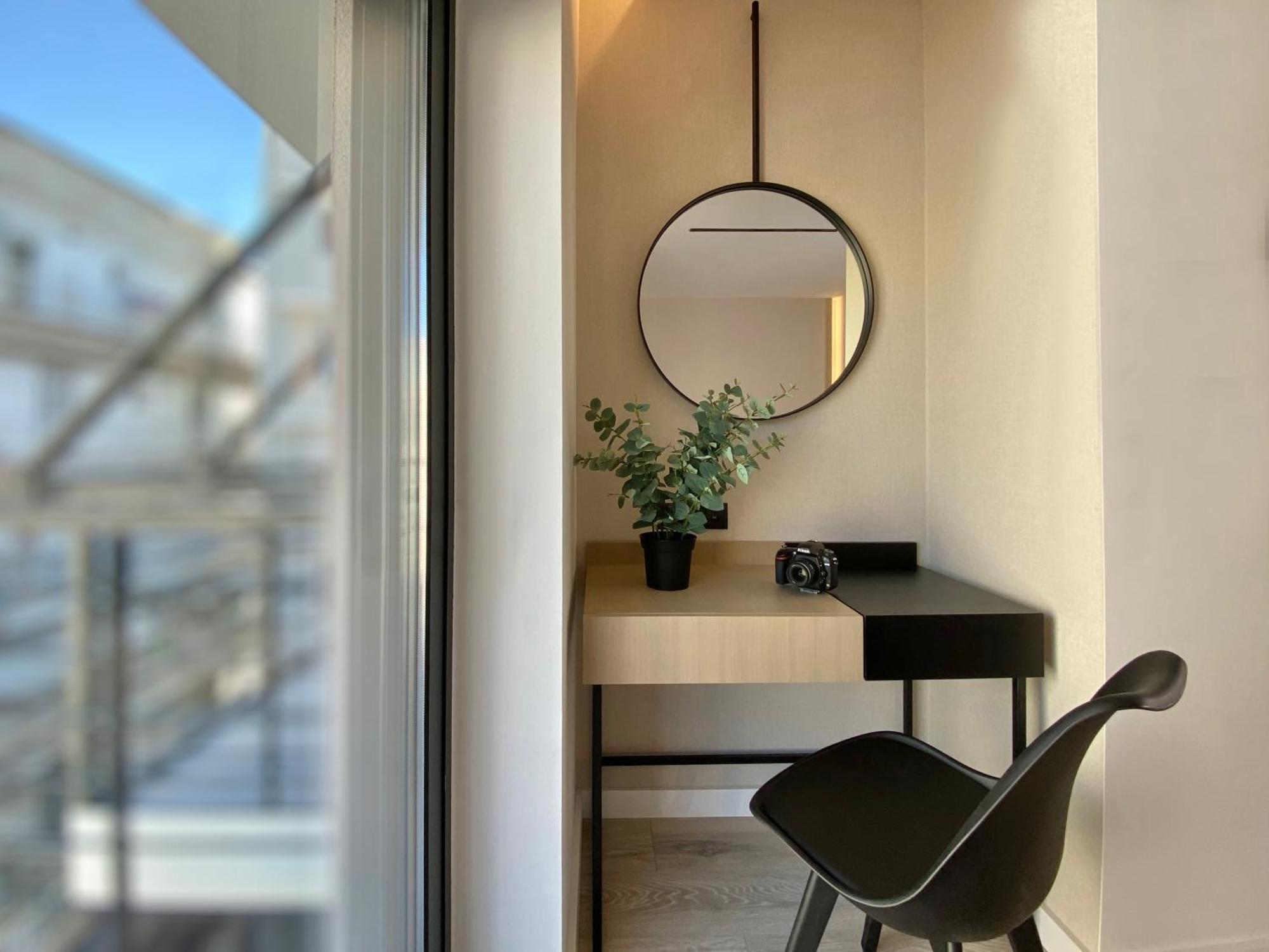 Icon Urban Living Aparthotel Солун Екстериор снимка